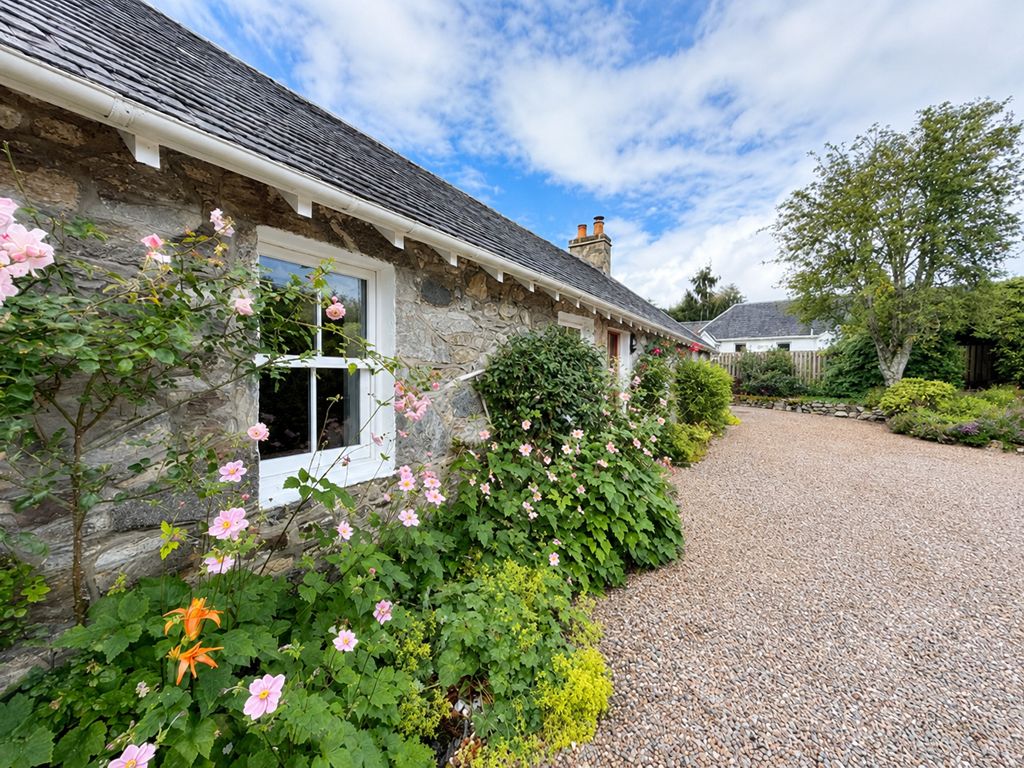 Property photo 2 of 71