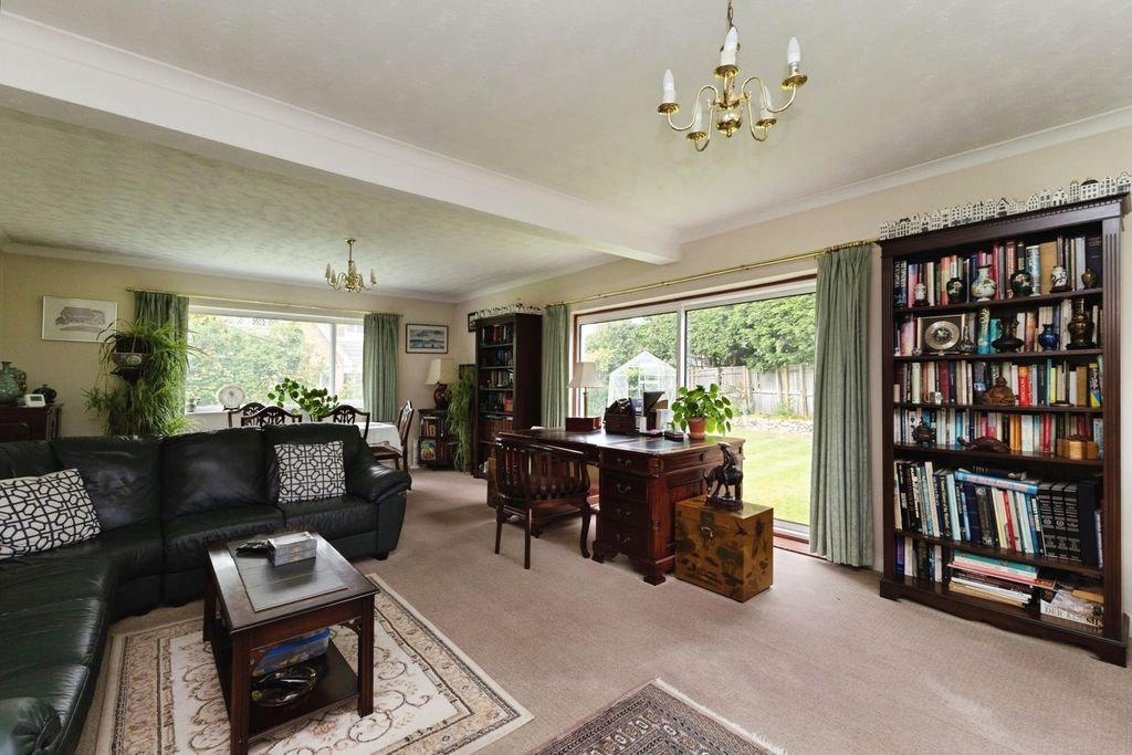 Property photo 3 of 20 Pbox-Img.Jpg