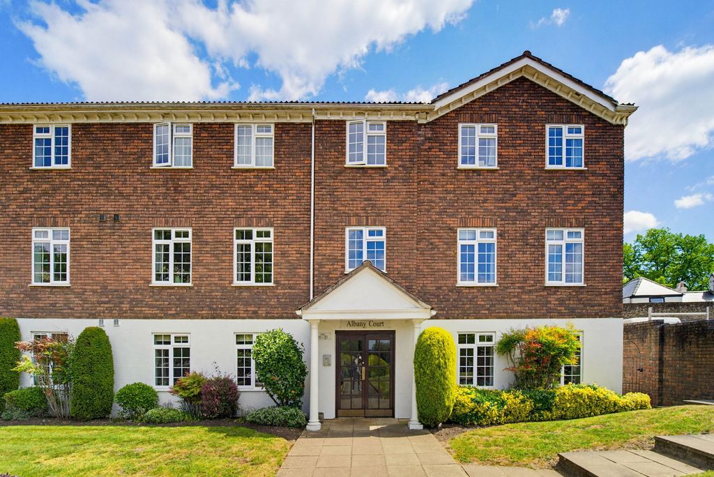 Property photo 1 of 11