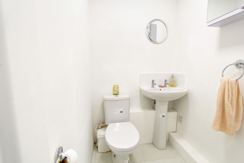 Property photo 2 of 5 Photo 2