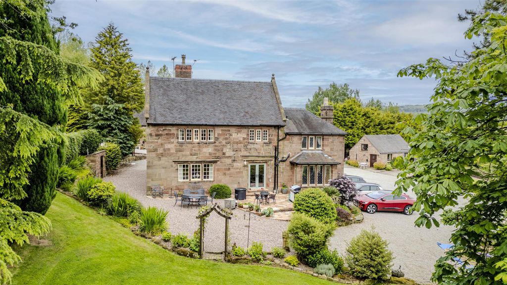 Property photo 2 of 66 Outside