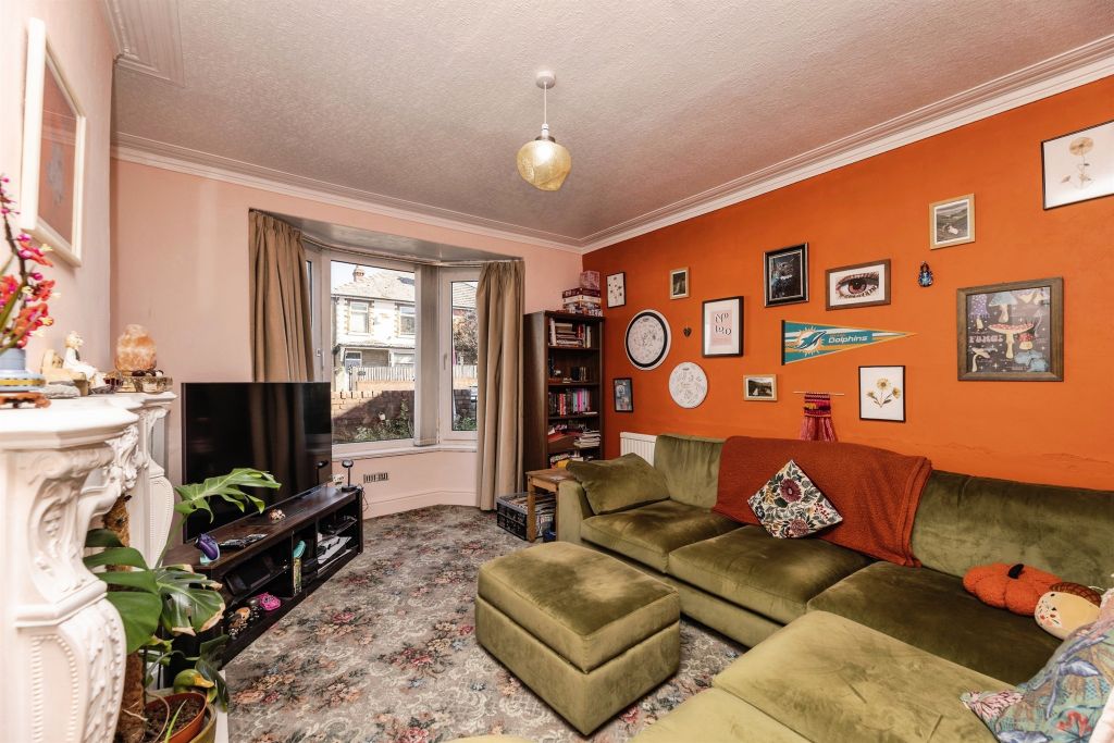 Property photo 3 of 13