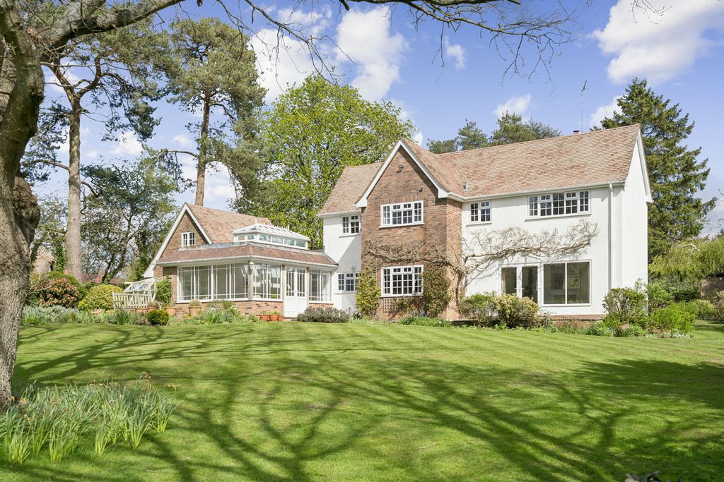 Property photo 1 of 41