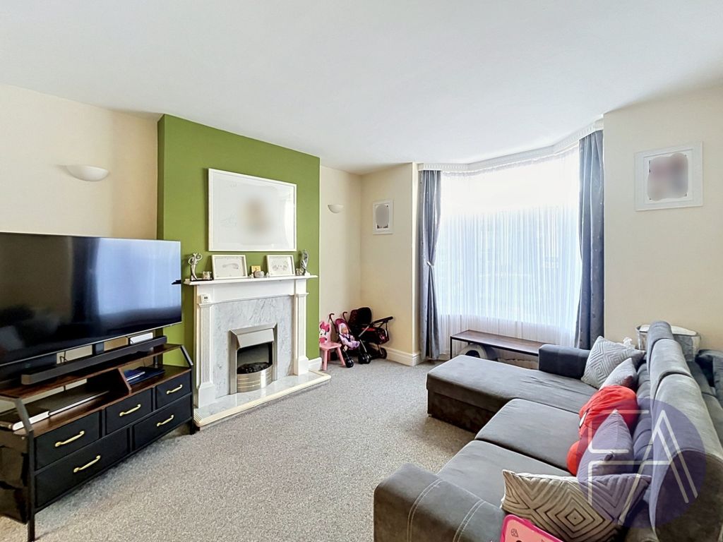 Property photo 2 of 31 5155712