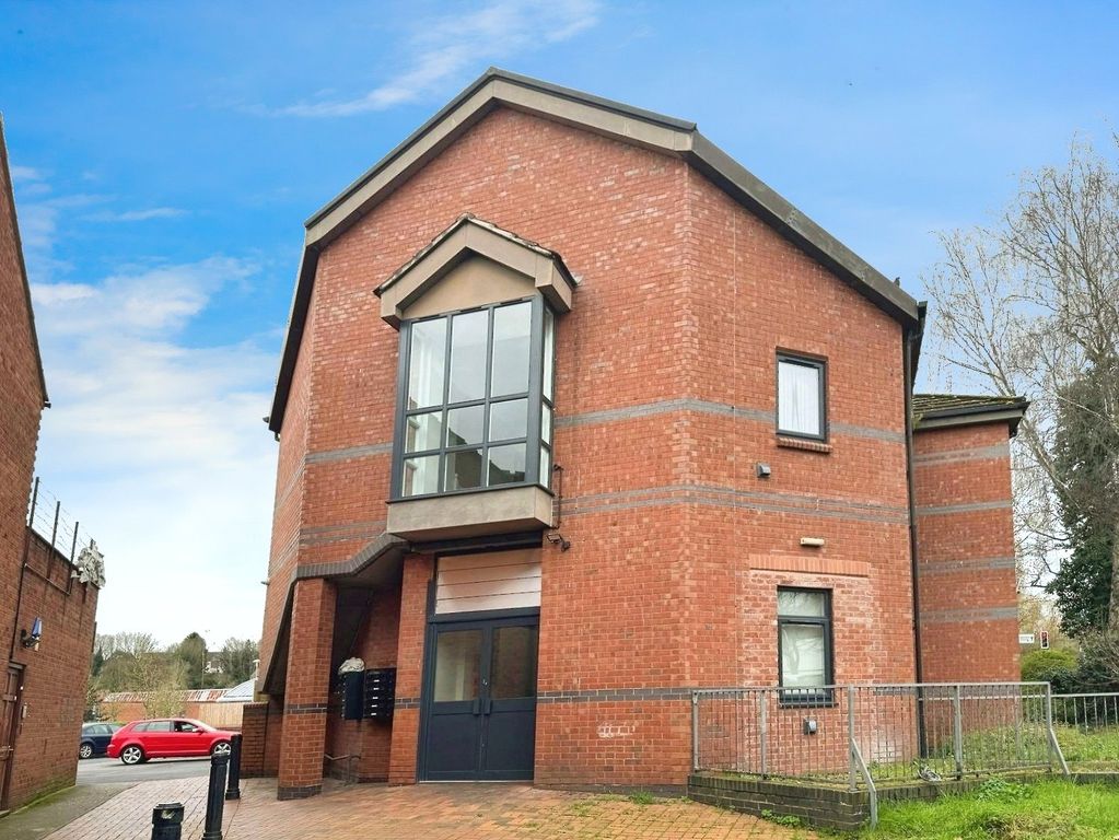 Property photo 1 of 7 External