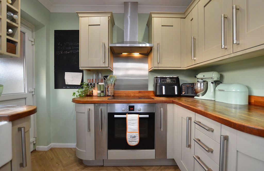 Property photo 2 of 9 2 - Kitchen-2