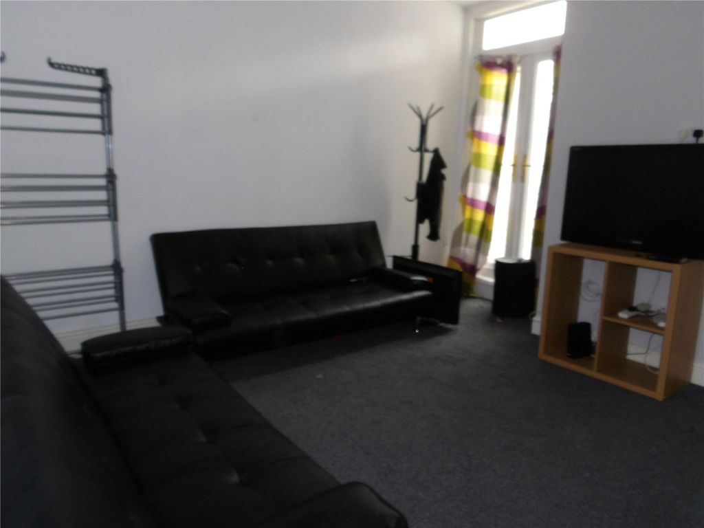 Property photo 3 of 5 Picture No. 07