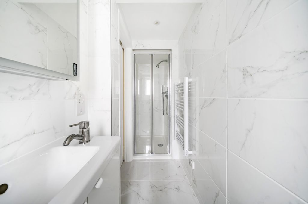 Property photo 3 of 8 1083402 (8)