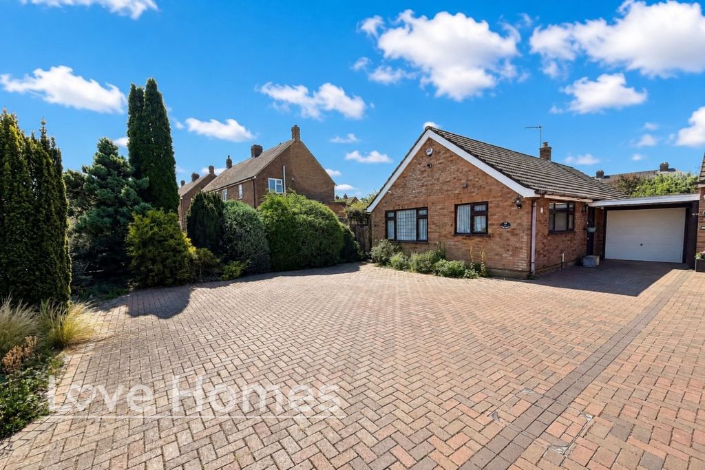 Property photo 1 of 13 5307670