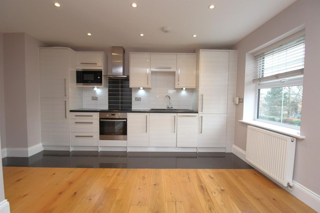 Property photo 2 of 13 Img_5496.Jpg