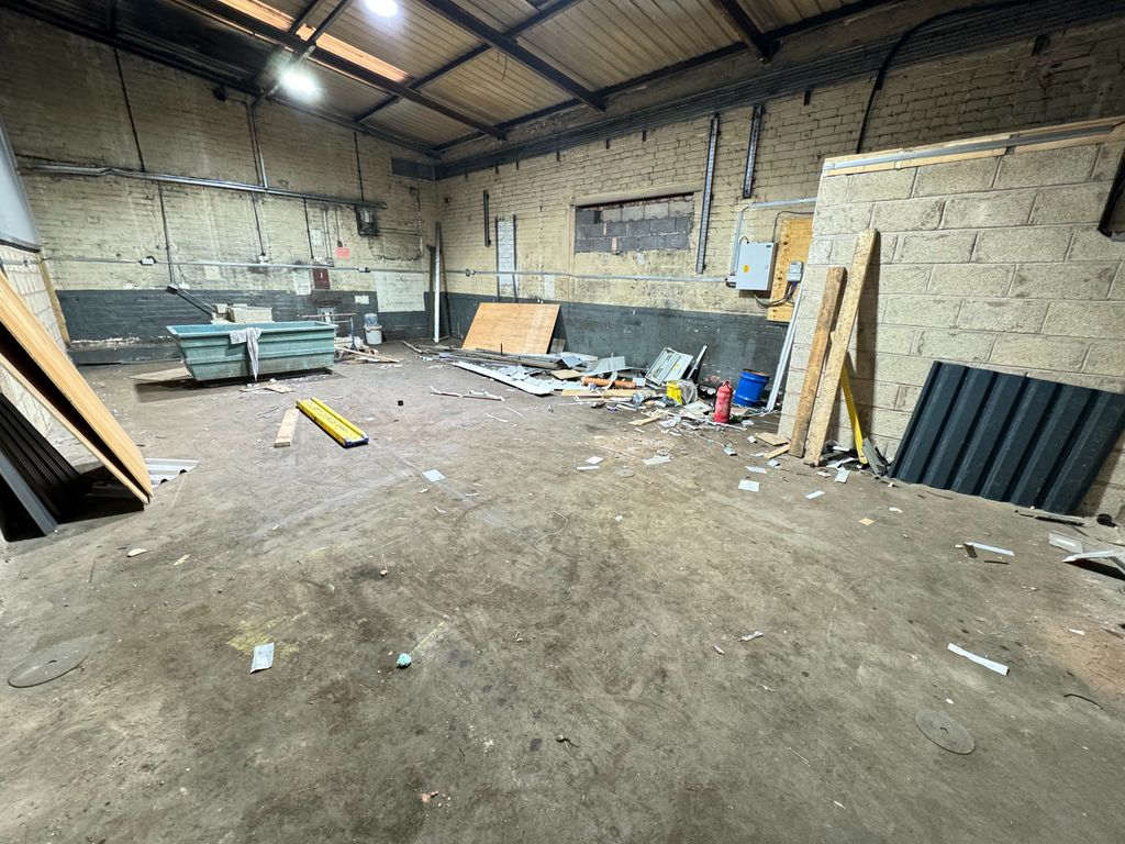 Property photo 2 of 3