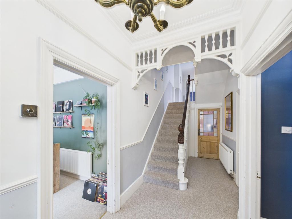 Property photo 3 of 23 Hallway