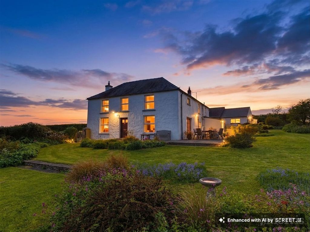 Property photo 2 of 47