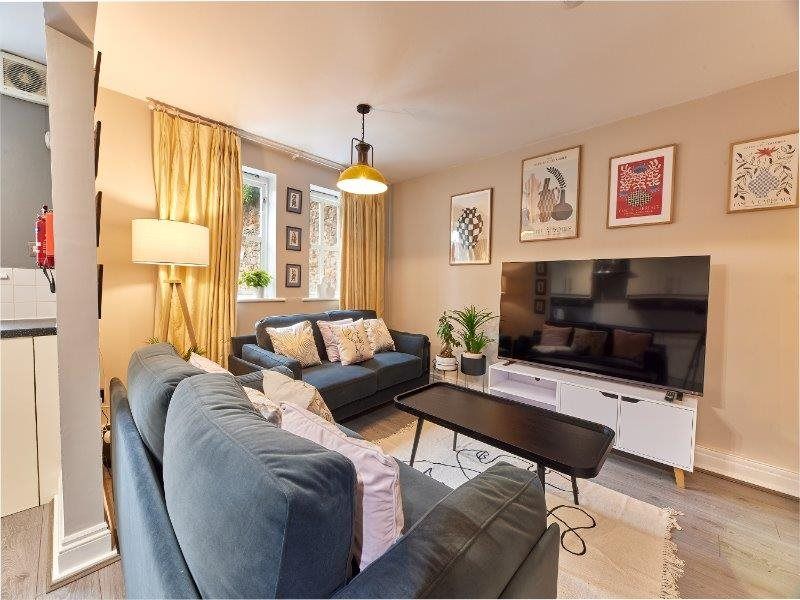 Property photo 2 of 20 Lilico - Hr (340)