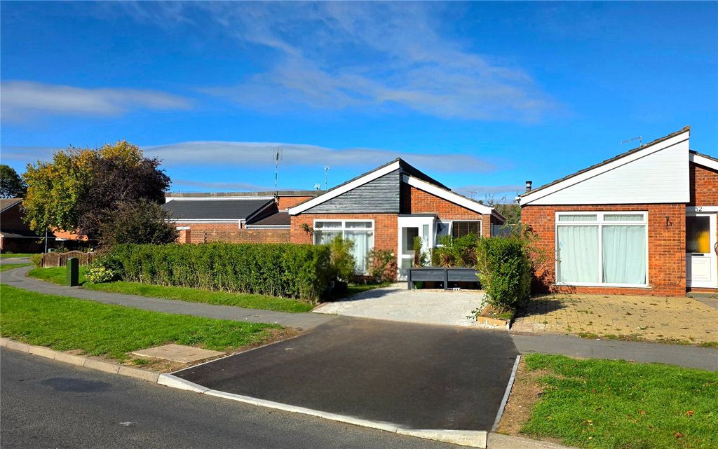 Property photo 1 of 17 Front