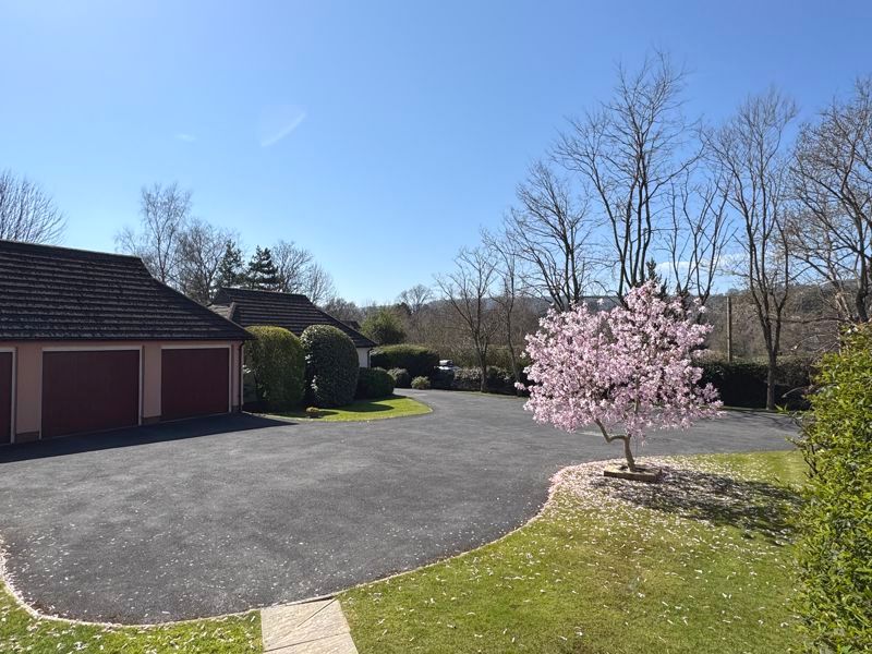 Property photo 2 of 26 Photo 21