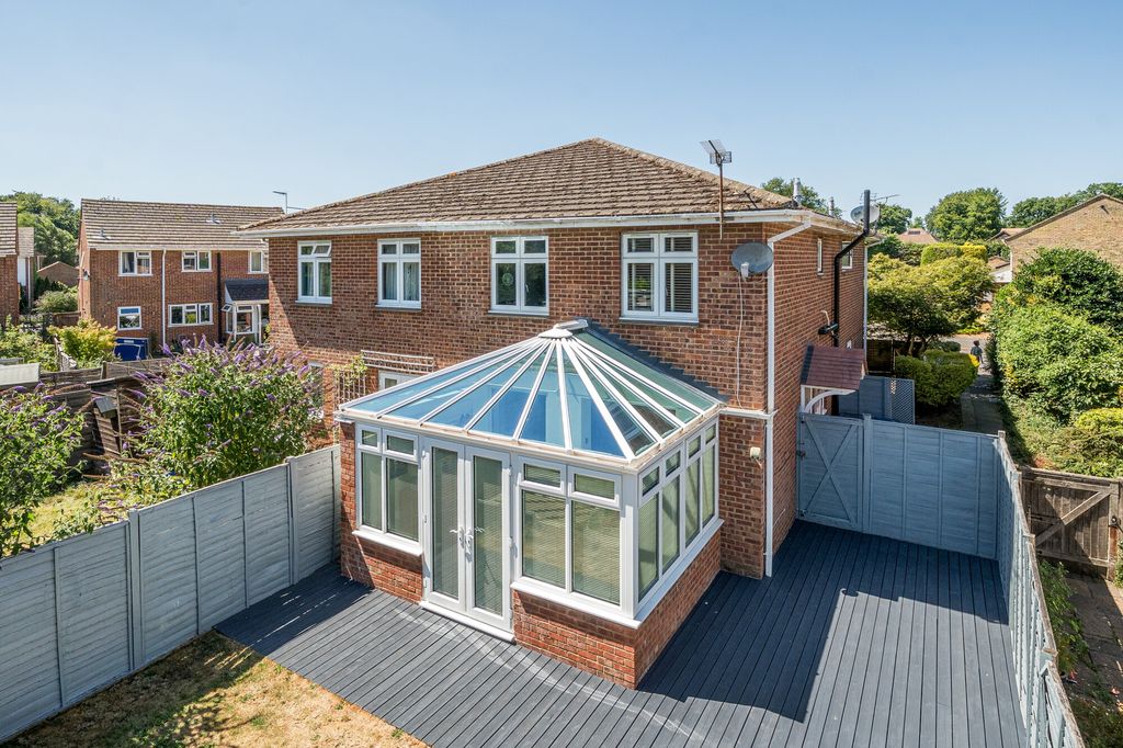 Property photo 1 of 10