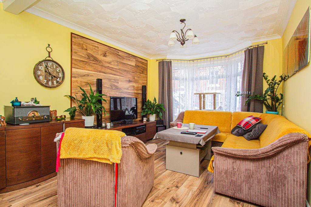 Property photo 2 of 14 Lounge Area