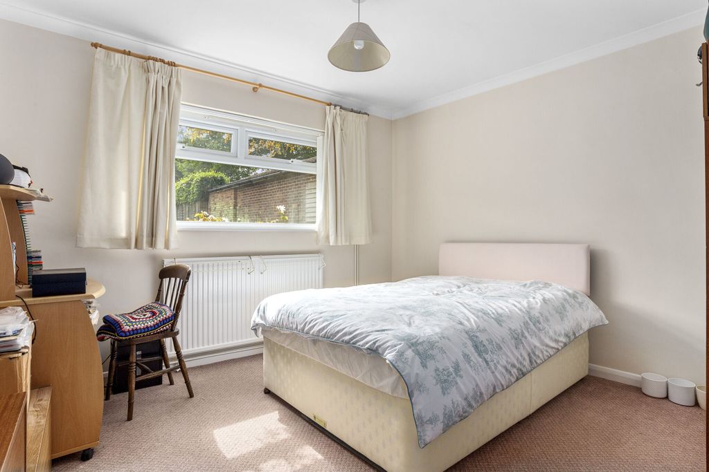 Additional image 9 of 3 bed detached bungalow for saleDryden Way, Liphook GU30