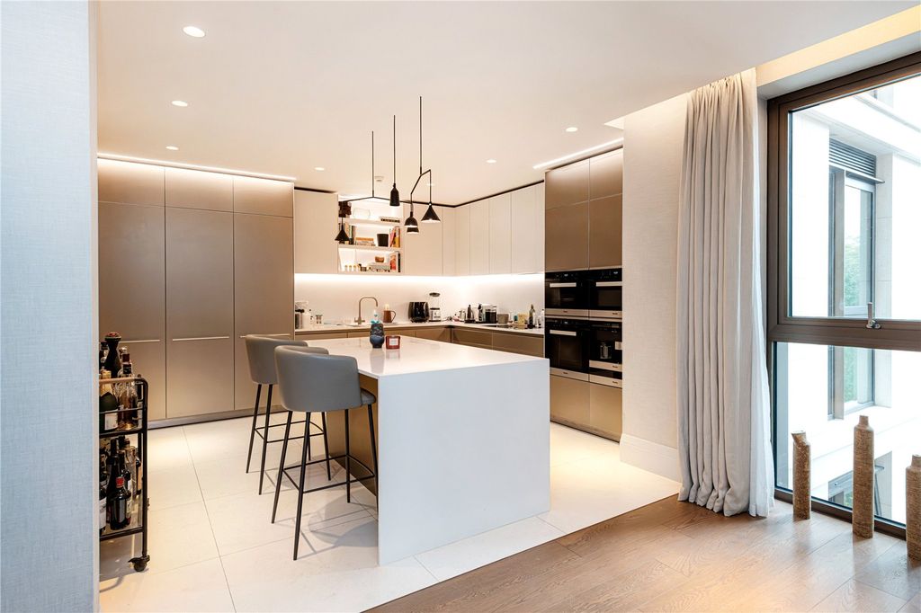 Property photo 1 of 13 Kitchen