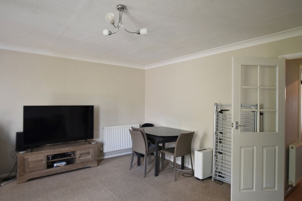 Property photo 3 of 6 Chepstow 03