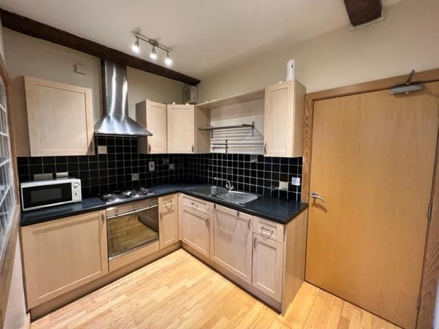 Property photo 1 of 8 Kitchen