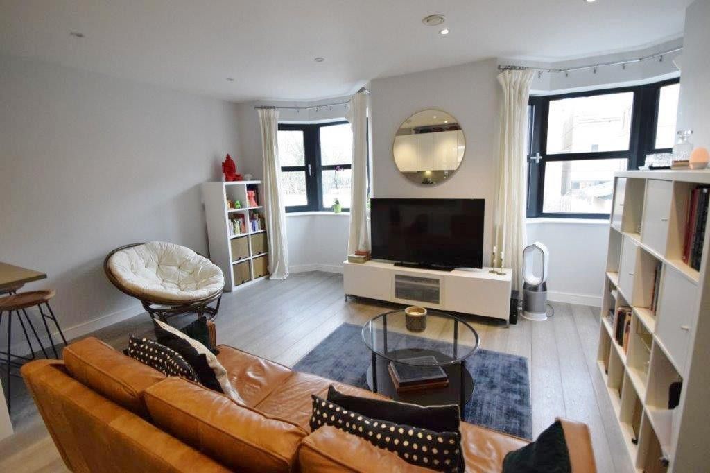 Property photo 2 of 8 Living Room