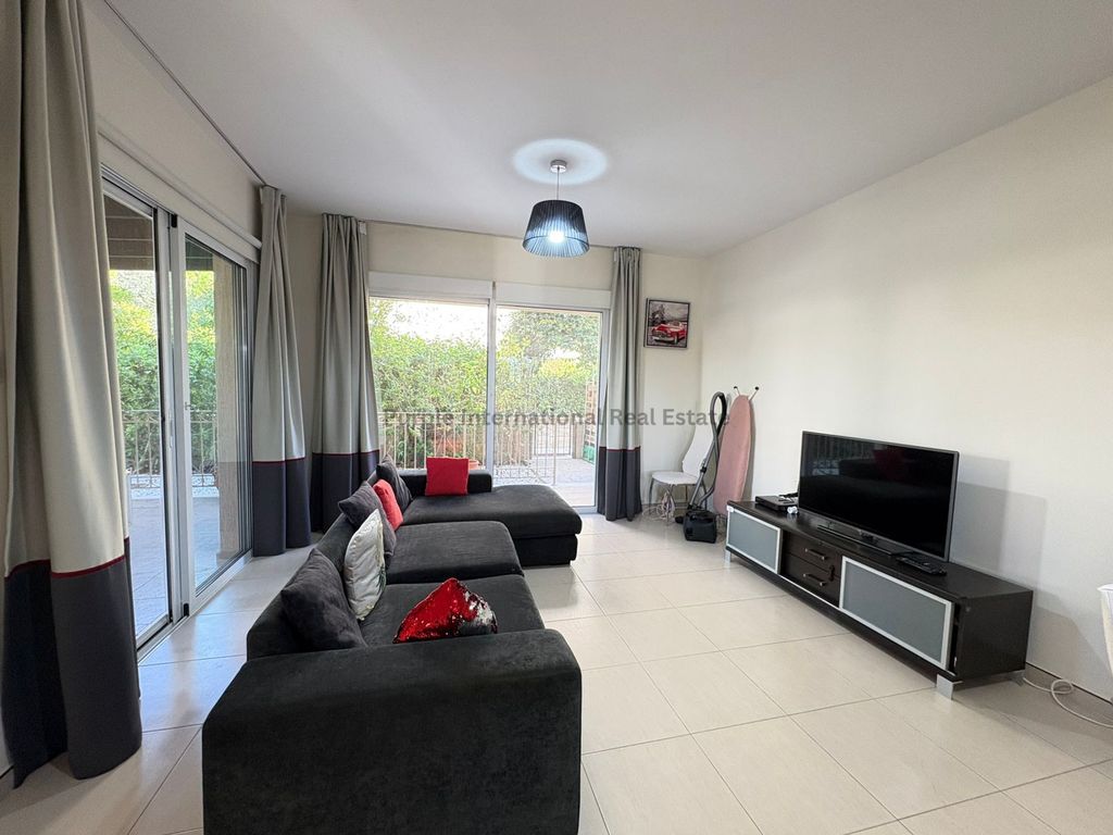 Property photo 2 of 36