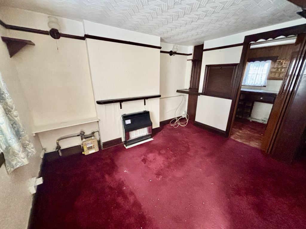 Property photo 2 of 6 Gallery