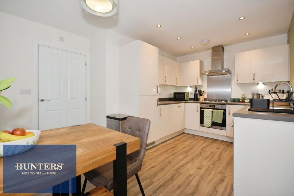 Property photo 2 of 23 Kitchen Diner 01.Jpg