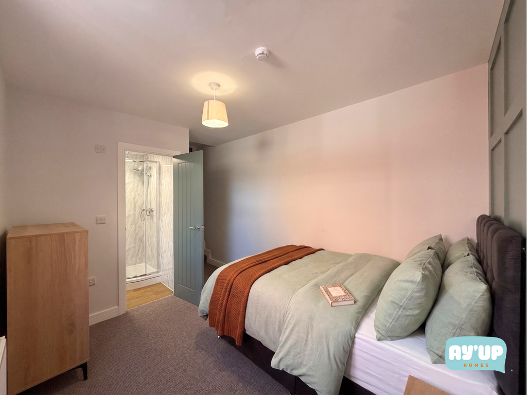 Property photo 2 of 3