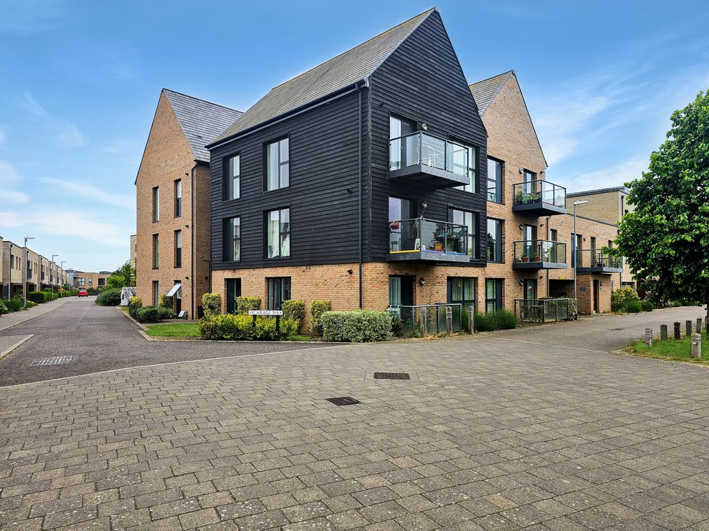 Property photo 1 of 11 1000140053