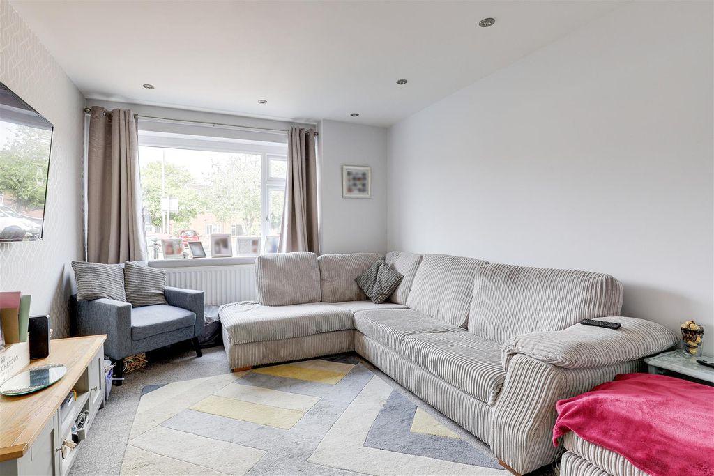 Property photo 2 of 20 7409.Jpg