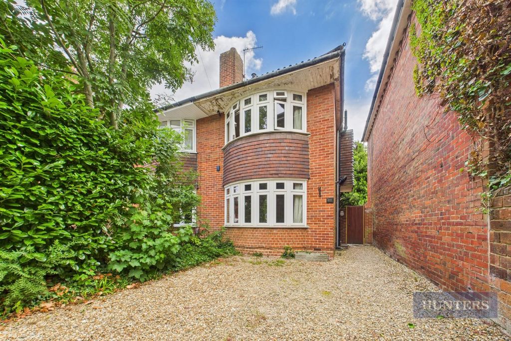 Property photo 1 of 18 Cam05152G0-Pr0119-Still023.Jpg