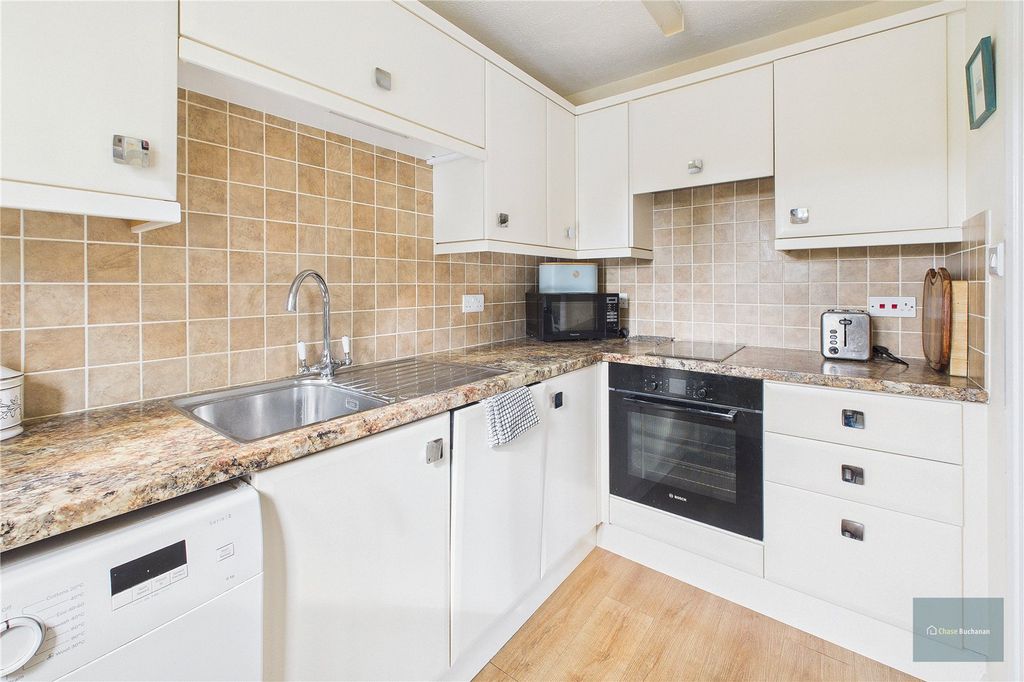 Property photo 3 of 12 Picture No. 19