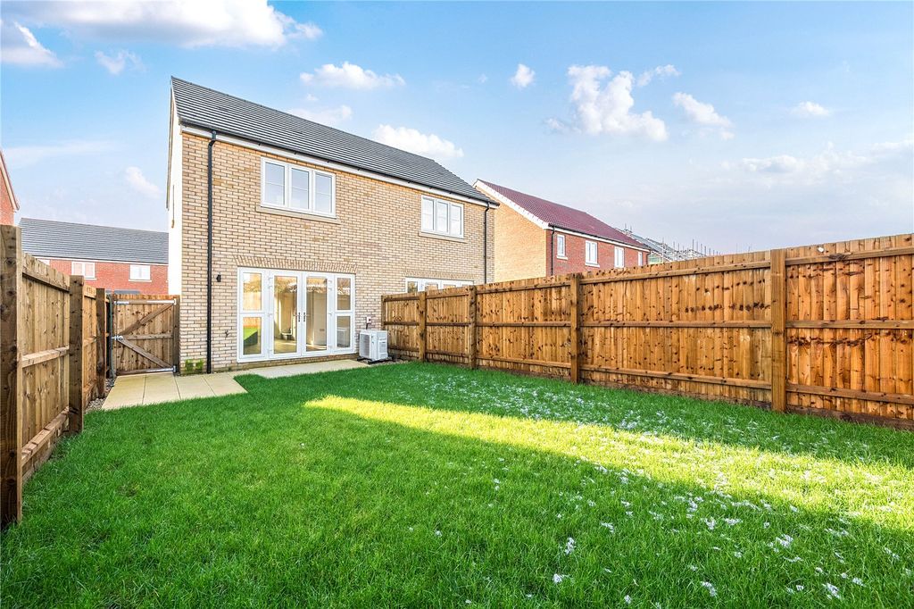 Property photo 2 of 20 Picture No. 14