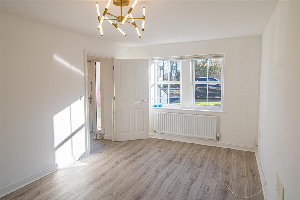 Property photo 2 of 14 Reception