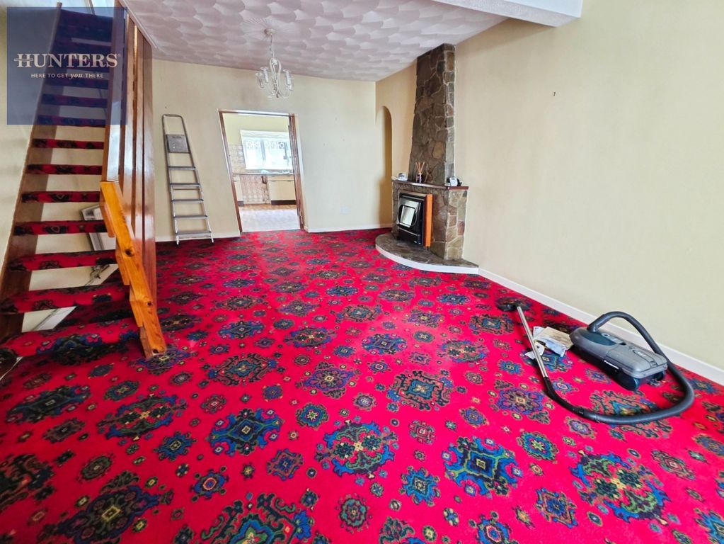 Property photo 3 of 10 Pbox-Img.Jpg