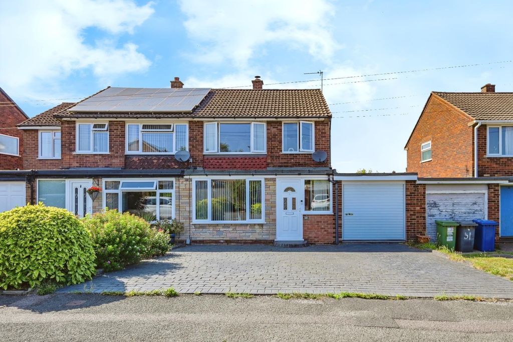 Property photo 1 of 18 49Mildenhall-18.Jpg