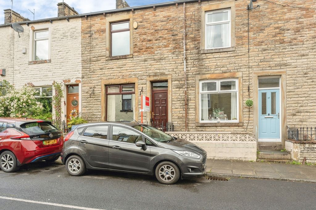 Property photo 1 of 20 Pbox-Img.Jpg