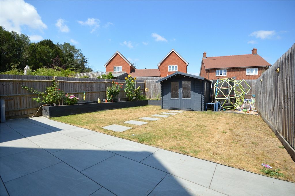 Property photo 2 of 14 Picture No. 27