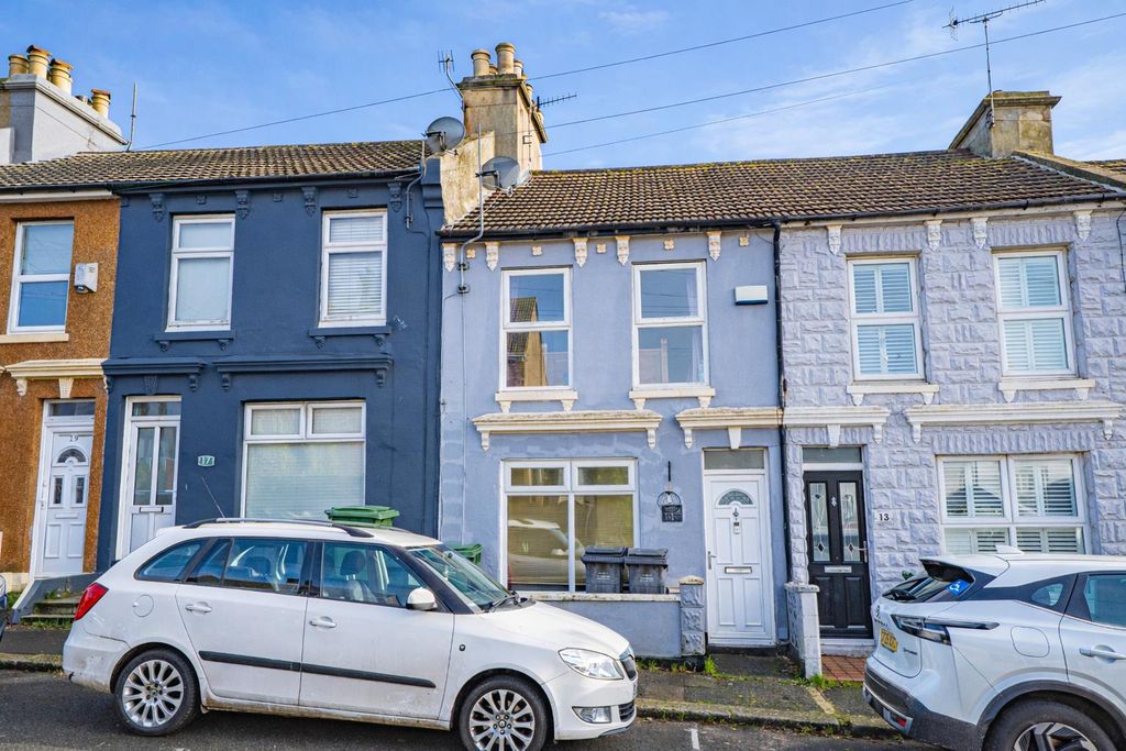 Property photo 2 of 13 0B5c7Ca3-d08c-465F-A60E-81A7d7730d3A.Png