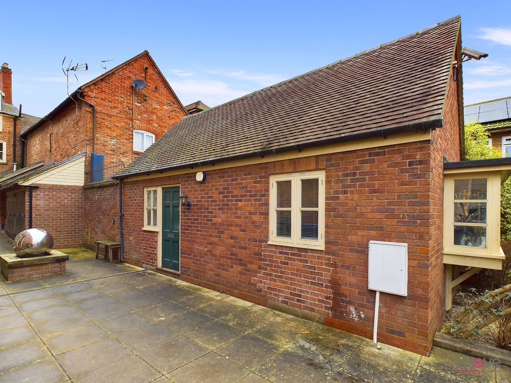 Property photo 1 of 6 Front