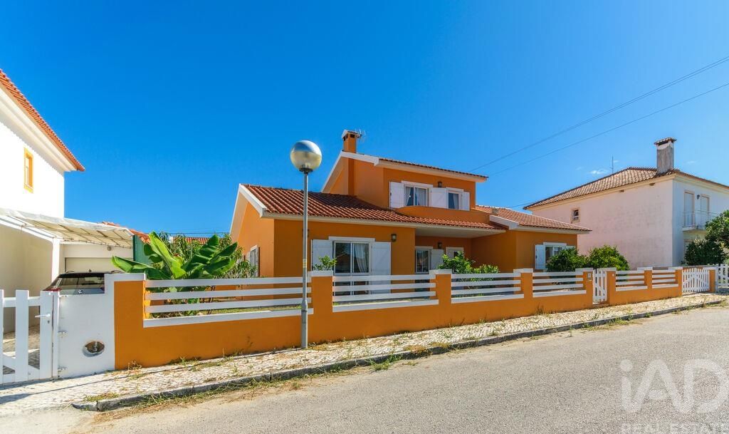 Property photo 3 of 39
