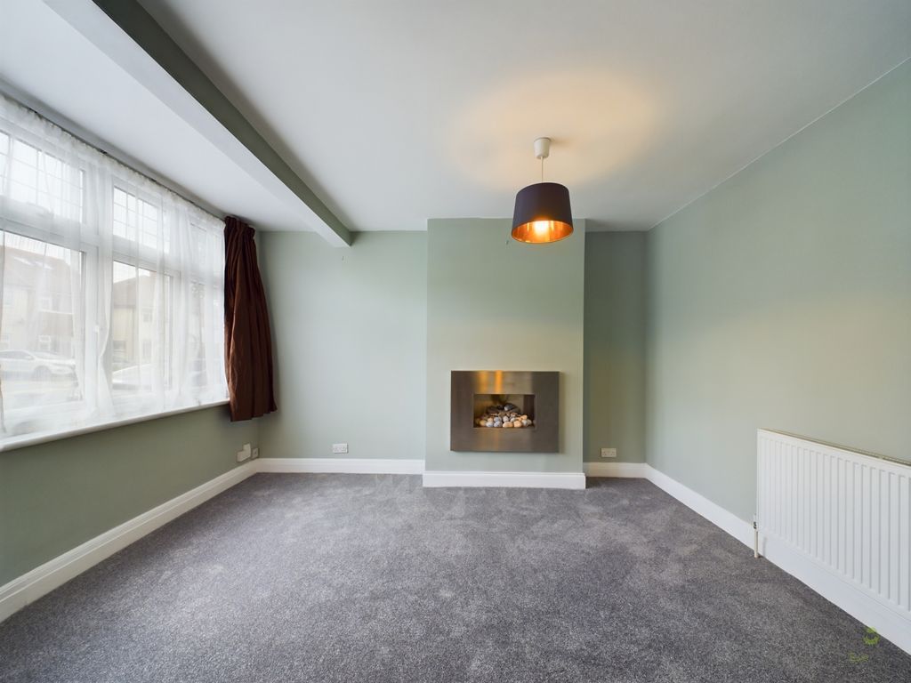 Property photo 1 of 16 Presented By Clinton At Ewemove Bexleyheath And Da