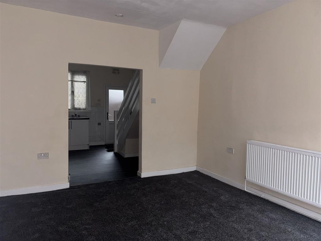 Property photo 3 of 10 Img_9095.Jpeg