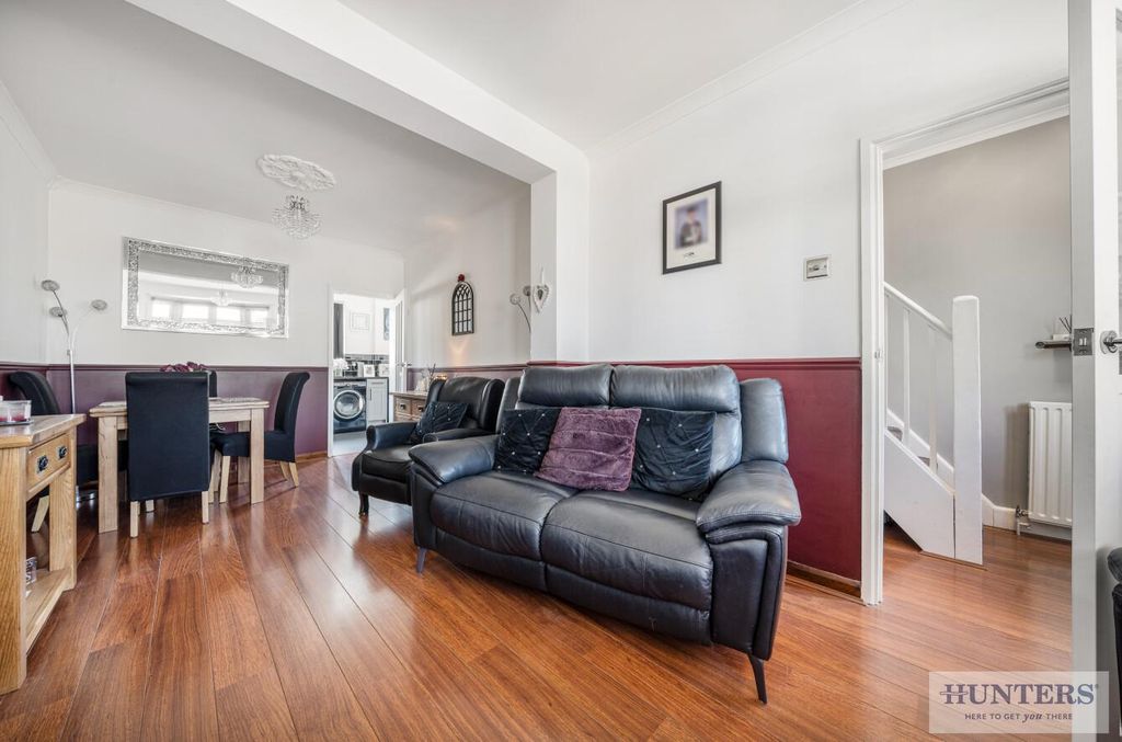 Property photo 3 of 21 3Bf7998E-1E1d-4496-B929-Bba37Ca94541.Jpg
