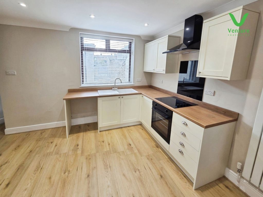 Property photo 3 of 19 Pbox-Img.Jpg