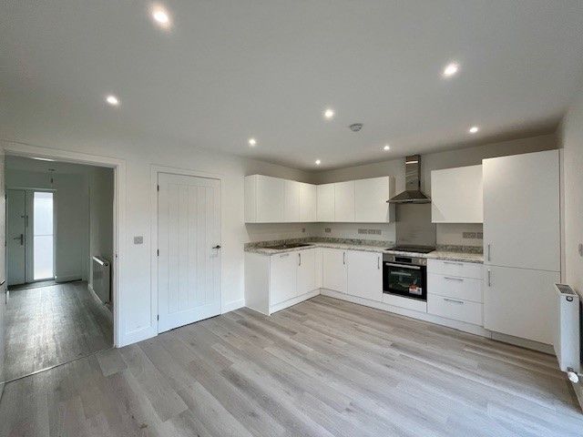 Property photo 2 of 13 Kitchen