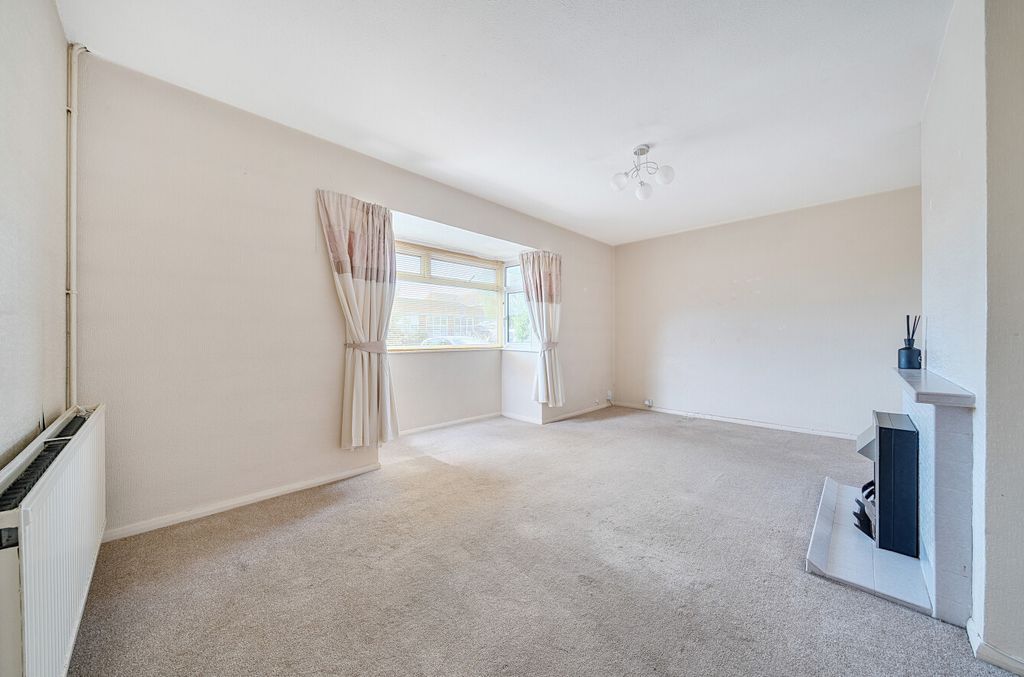 Property photo 3 of 14 1470168-26-6A1Ec8...
